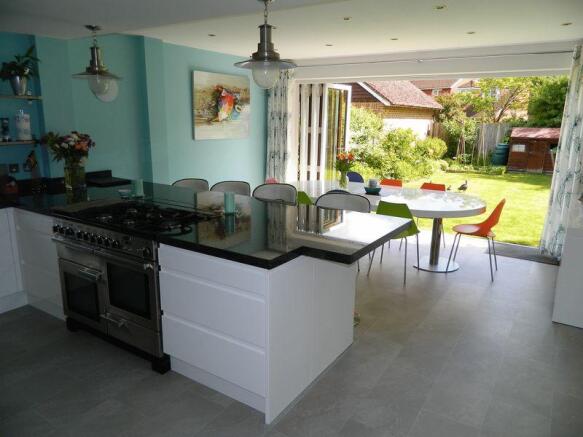 Kitchen/Breakfast