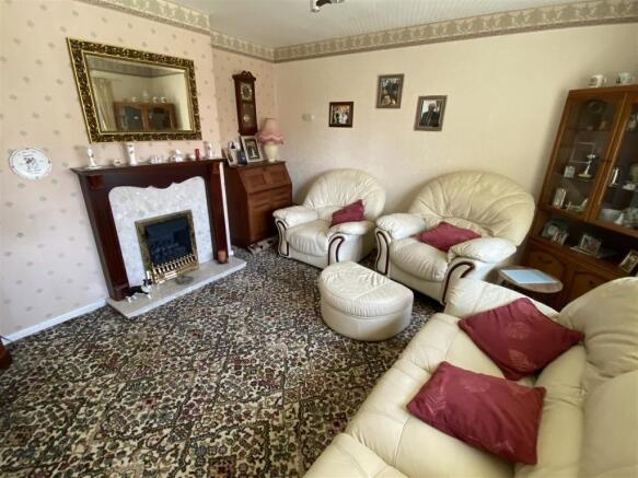 Lounge: