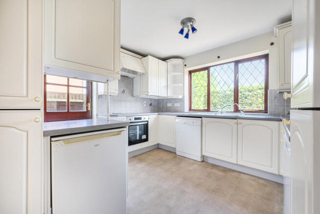 1326847-18-6877b3...