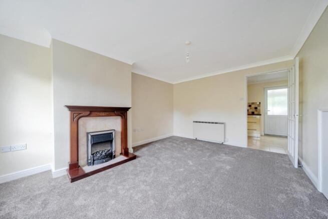 Sitting Room/Dining Room