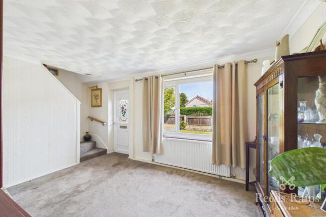 3 bed Semi-Detached for sale Image 12
