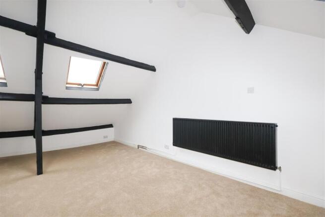 3 bed Flat to rent Image 5