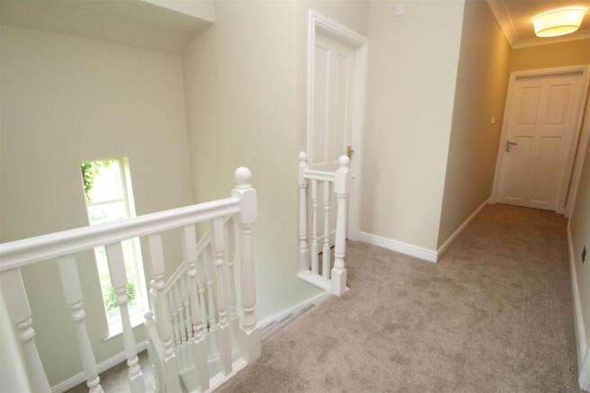 FIRST FLOOR LANDING