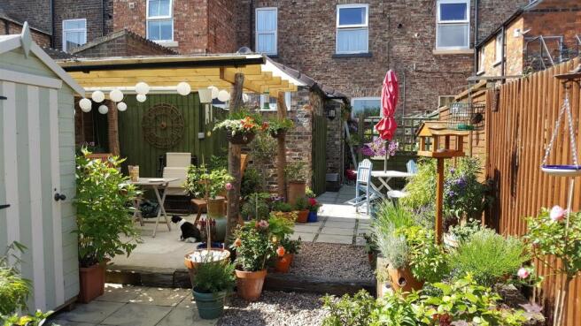 GARDEN