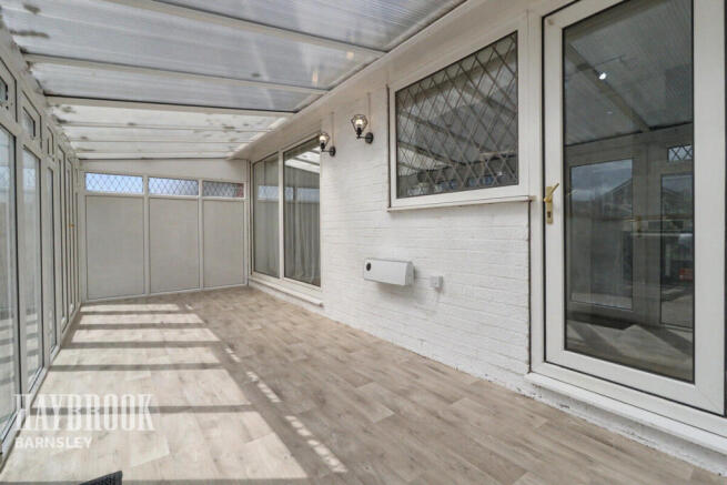 3 bed Semi-Detached Bungalow for sale Image 12