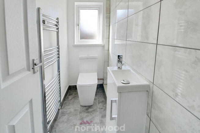3 bed Terraced to rent Image 9