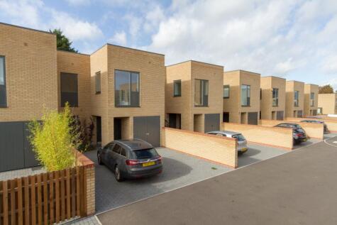 Clay Farm Drive, Trumpington, Cambridge, Cambridgeshire