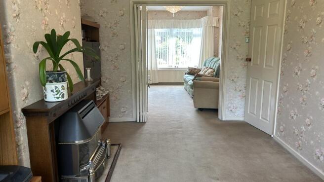 3 bed Semi-Detached for sale Image 5