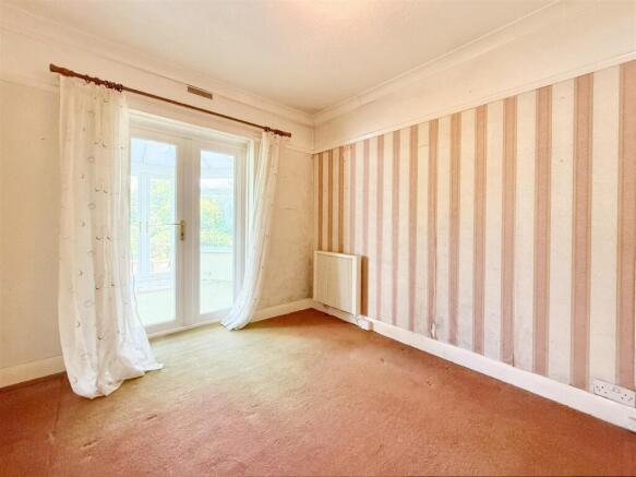 Dining Room.JPG