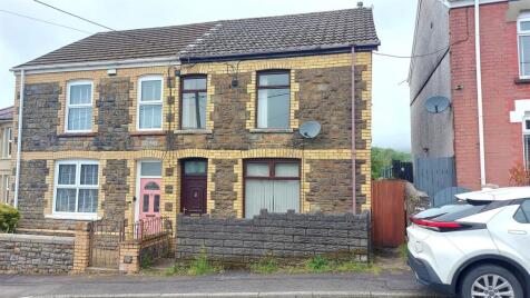 30 Cemetery RoadMaestegBridgend