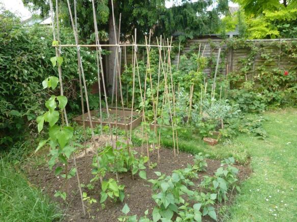 Garden Side
