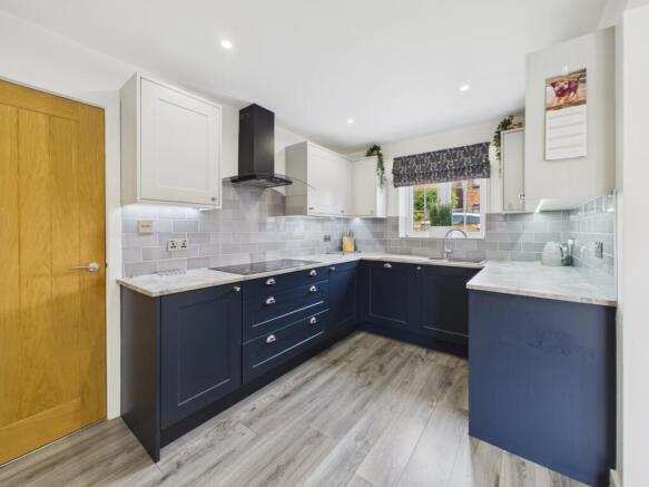 3 bed Detached for sale Image 12