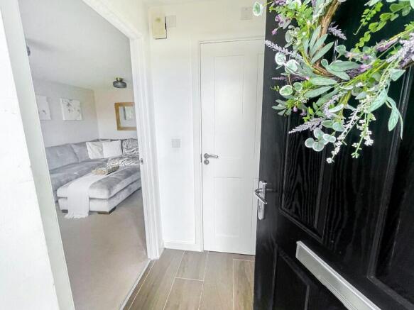 3 bed Semi-Detached for sale Image 7