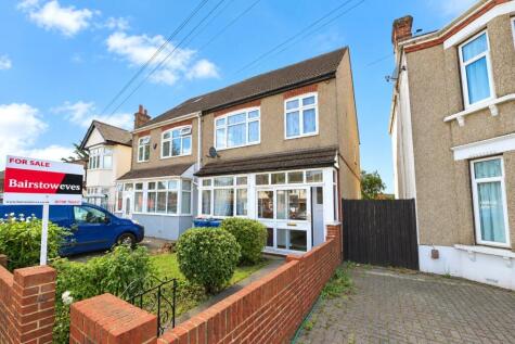 Mawney Road, Romford, RM7