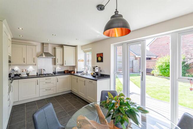 Dining Kitchen