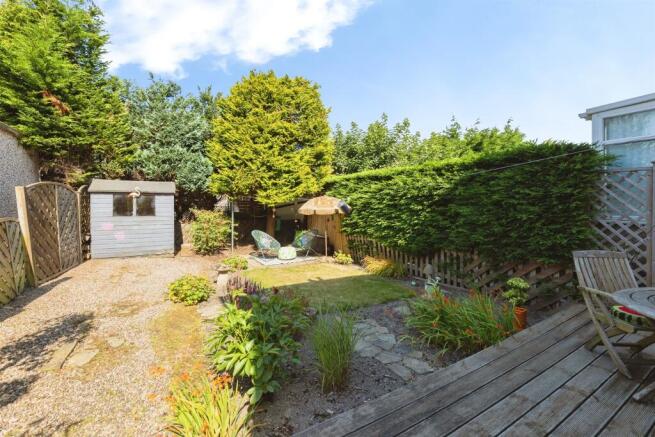 3 bed Semi-Detached for sale Image 12