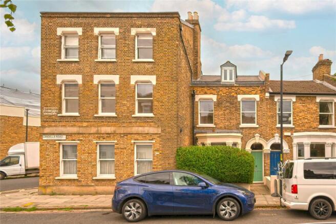 2-bed flat on Landells Road, East Dulwich, London, SE22, £500,000