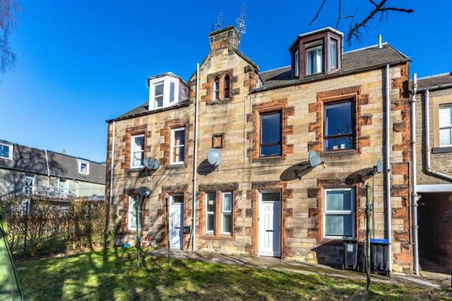 19 Stirling Place Galashiels 03.JPG