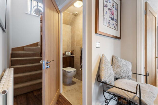4 bed Detached for sale Image 10