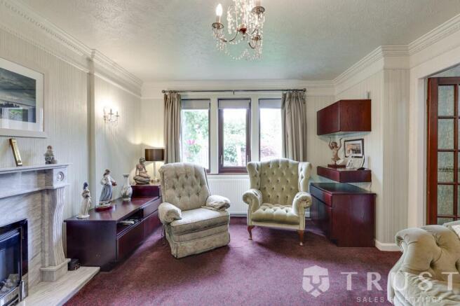 4 bed Detached for sale Image 7