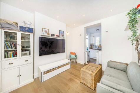 Disraeli Road, Putney