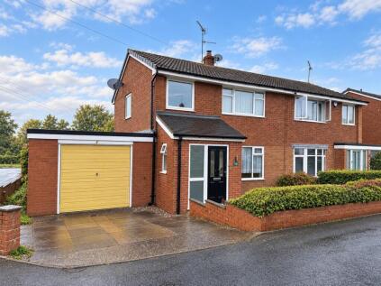Thames Drive, Cheadle, Staffordshire, ST10 1QD