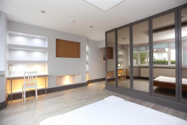 GFF 248 Dyke Road (18).JPG