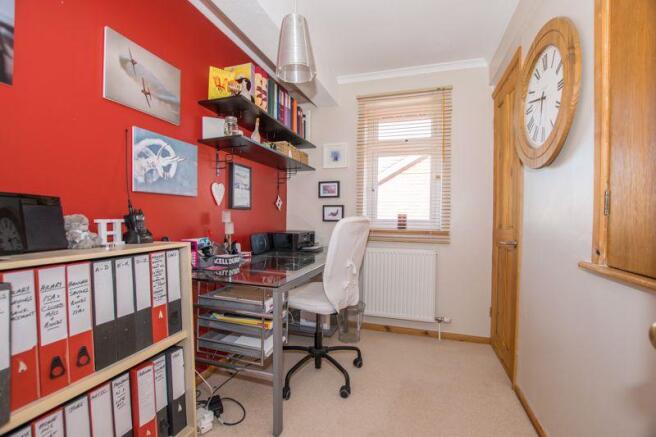 Bedroom/Study