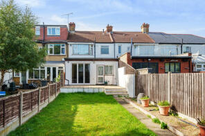 68, Eccleston Crescent, Chadwell Heath, Romford RM6 4QU