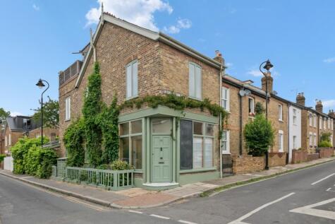 Bishops Road, Hanwell, W7
