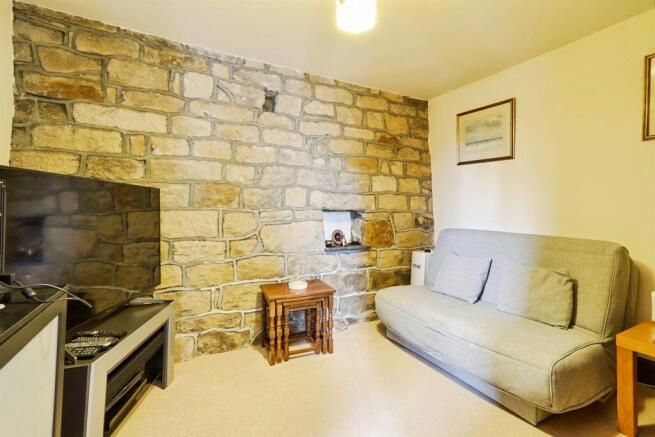 3 bed Barn Conversion for sale Image 12
