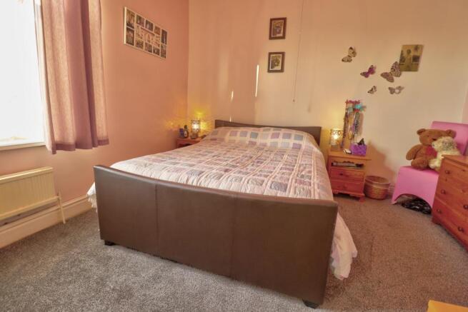 Bedroom One Pic1