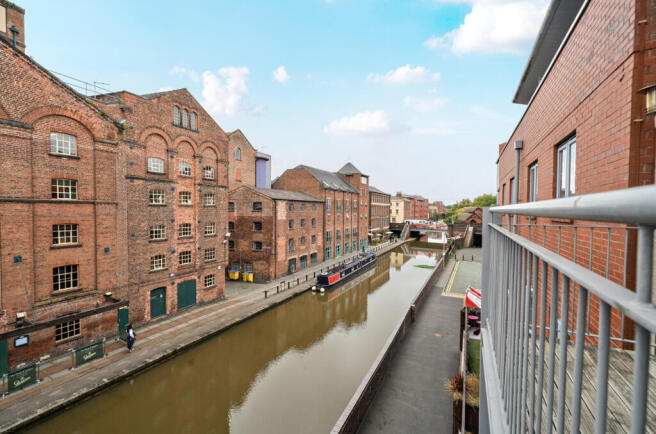 1356917-5-68cbdc3...