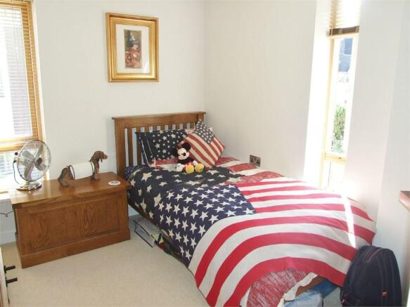 Photo 12