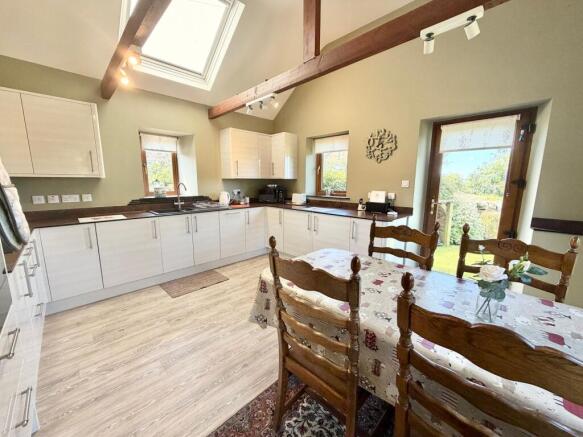 Kitchen diner