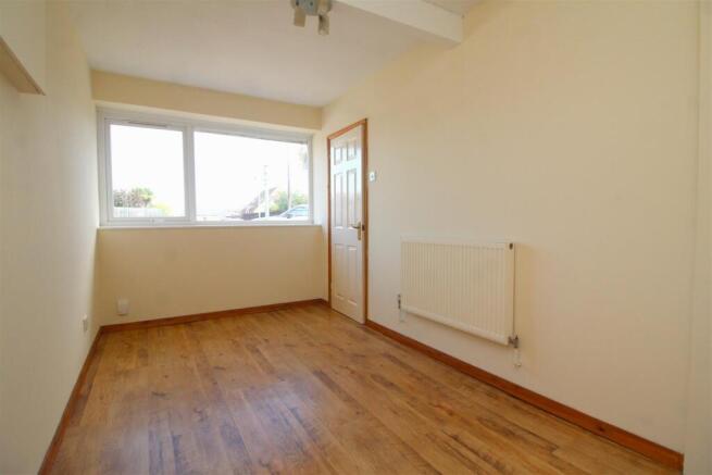 reception room 1 .JPG