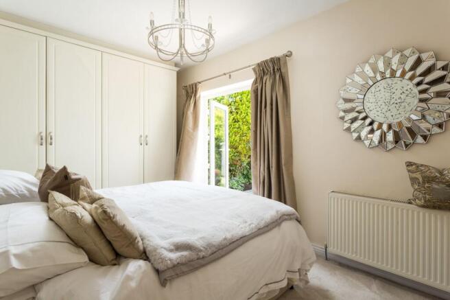 2 bed Detached Bungalow for sale Image 8