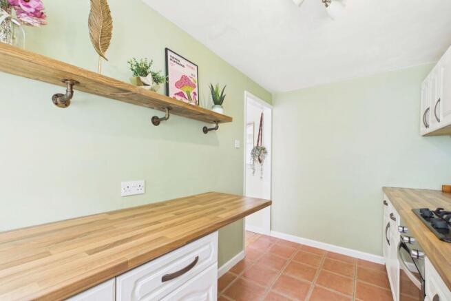 Generous Work Surfaces