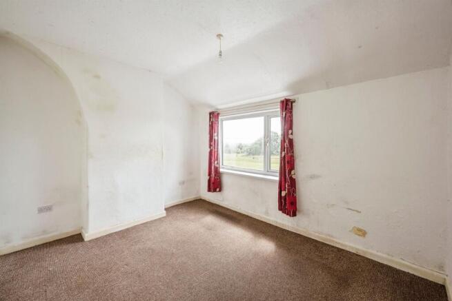 3 bed Terraced for sale Image 8