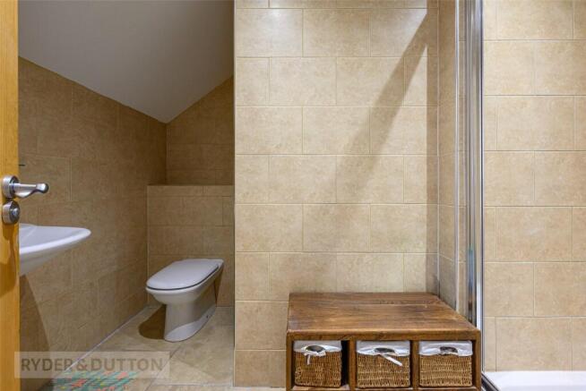 4 bed Terraced for sale Image 8