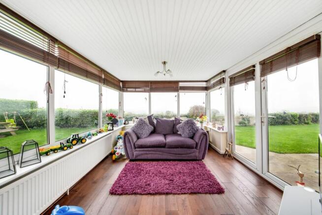 GARDEN ROOM