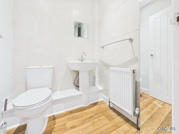 3 bed Terraced for sale Image 9