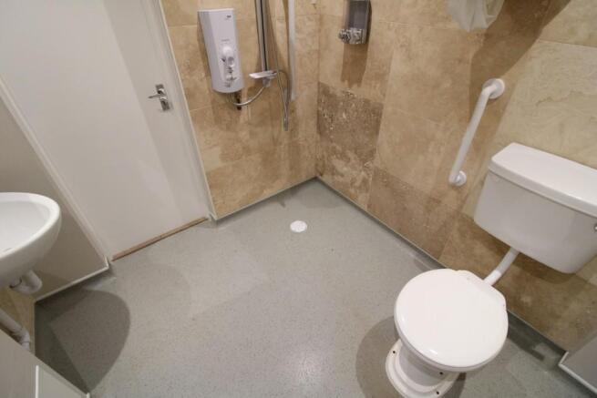 Downstairs Wet Rm