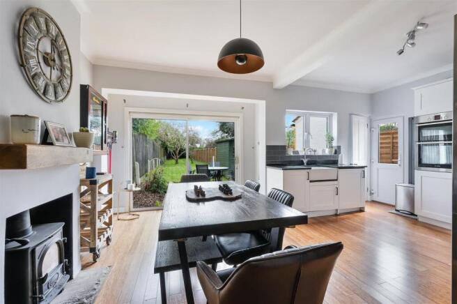 CHEQUERS LANE 21- (10).jpg