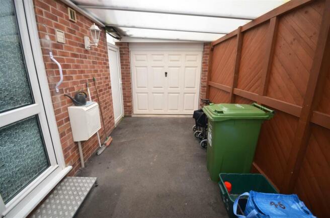 CARPORT & GARAGE