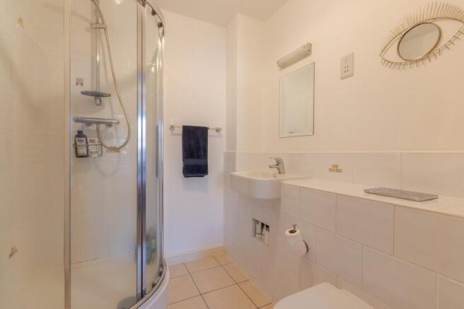 2 bed Flat for sale Image 9
