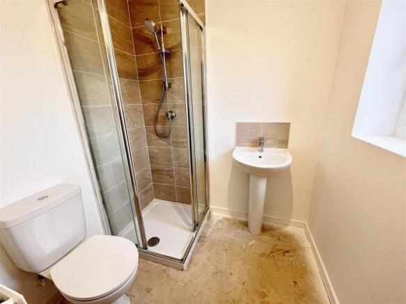 3 bed Detached to rent Image 7
