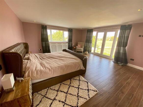 PRINCIPLE BEDROOM