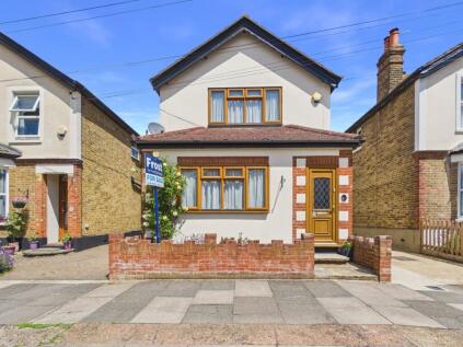 Tennyson Road, Ashford, Surrey, TW15
