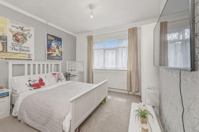 3 bed Semi-Detached for sale Image 9